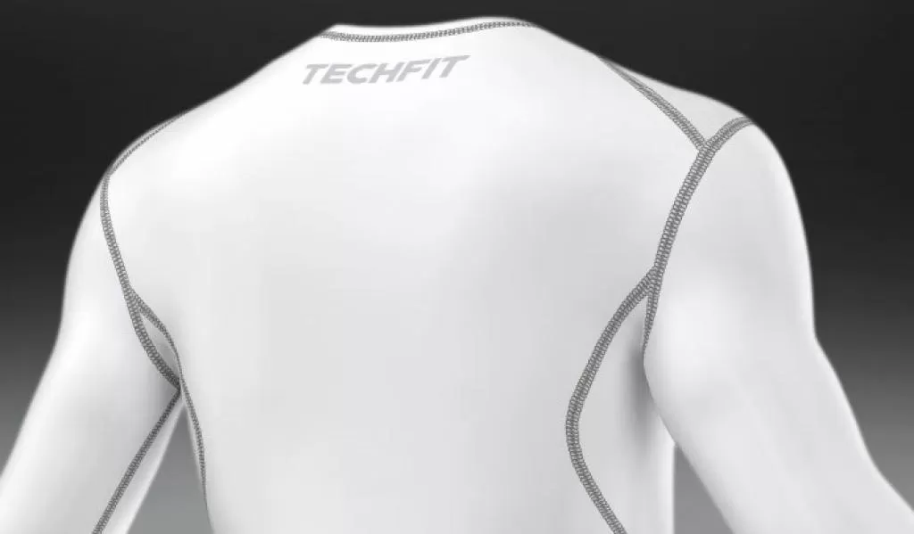 Adidas Techfit Base T-Shirt/термоактивное белье майка